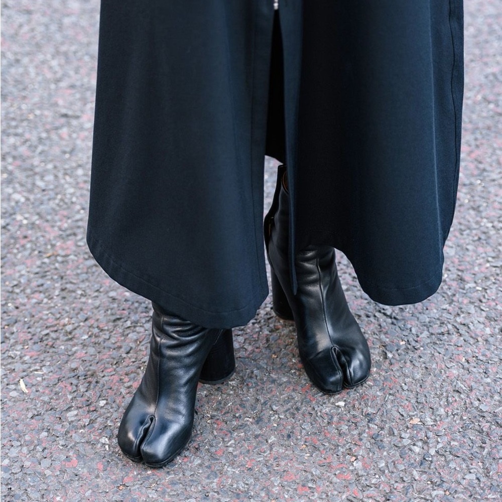 Black Tabi knee high boot black